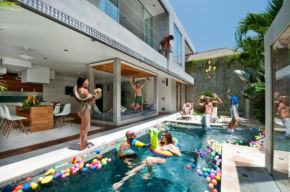  4BR Villa Minggu - Minggu Villas Seminyak  Kuta